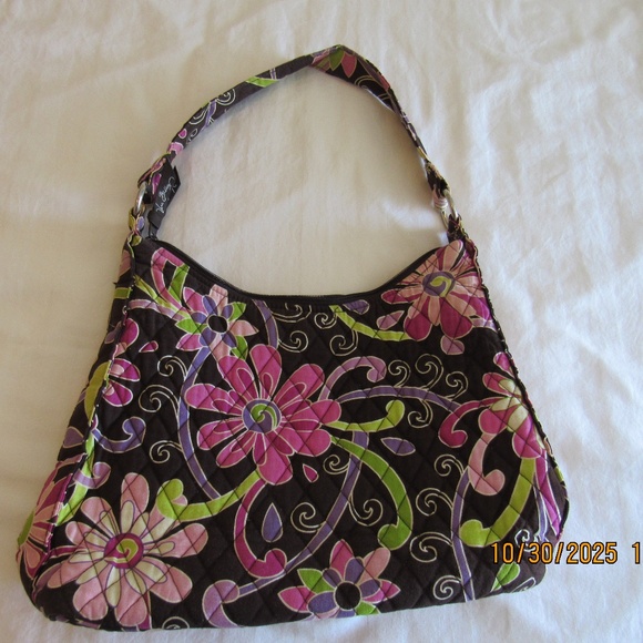 Vera Bradley Quilted Multi Colored Floral Pattern Shoulder Bag - Picture 2 of 11
